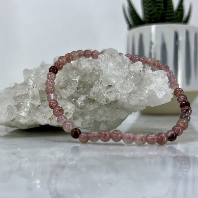 Strawberry/Red Guava Quartz Bracelets-4mm