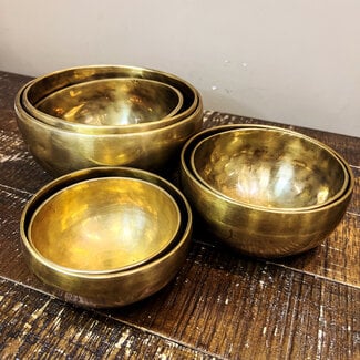 Gold Hand Hammered Singing Bowl Set of 7- Tuned to Notes A,B,C,D,E,F, & G    *How to Heal with Singing Bowls Book Included
