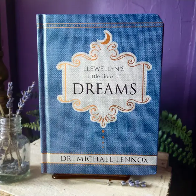 Llewellyn's Little Book of Dreams