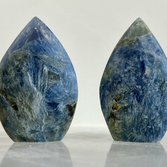 Blue Kyanite Flame - 2"
