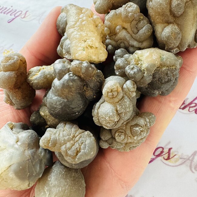 Botryoidal Chalcedony-Medium Rough Raw Natural