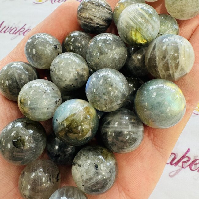 High Flash (AAA Grade) Labradorite Sphere Orb- Mini (15 - 20mm) & Sphere Stand