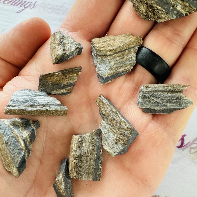 Isua Stone - Rough Raw Natural