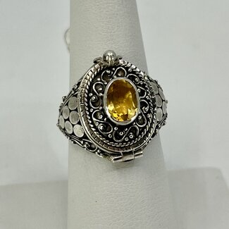 Citrine Poison Ring - Size 8 Oval Faceted Filigree Sterling Silver