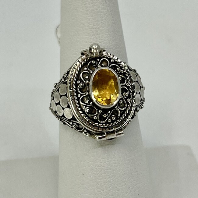 Citrine Poison Ring - Size 8 Oval Faceted Filigree Sterling Silver