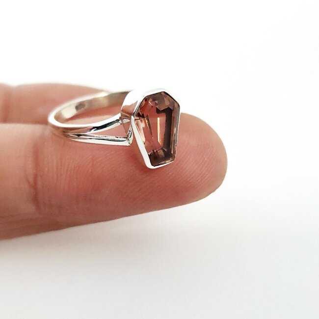 Zultanite (Diaspore) Coffin Ring - Sterling Silver - Size 8