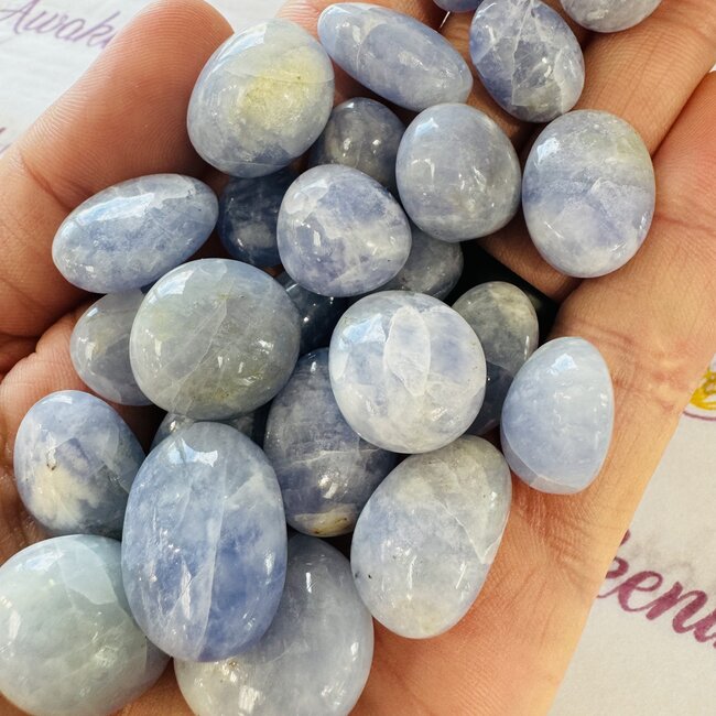 Hackmanite (AAA Grade) - Tumbled