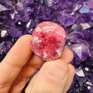 Thulite (Norway) (AAA) - Tumbled