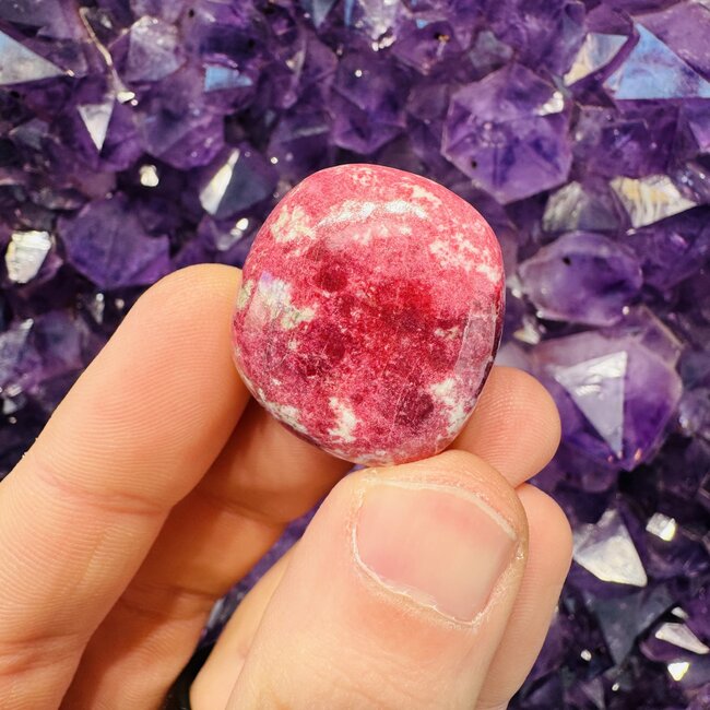 Thulite (Norway) (AAA) - Tumbled