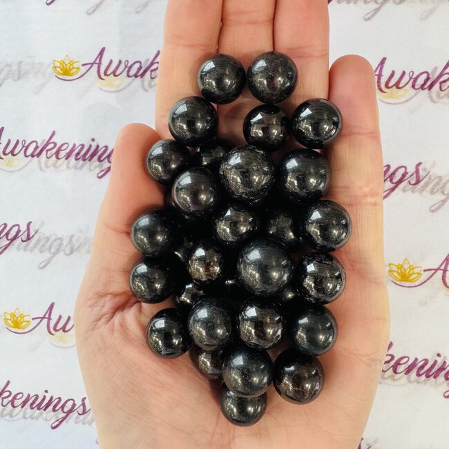 Red Garnet Spheres Orbs - 10-15mm Mini