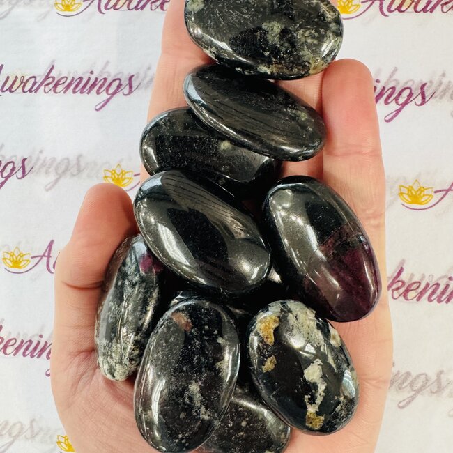 Aegirine (Acmite) Palm Pillow Pocket Stone (Small)