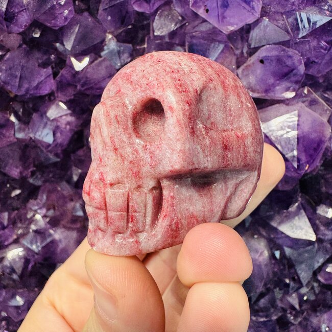 Thulite Skull - 2"