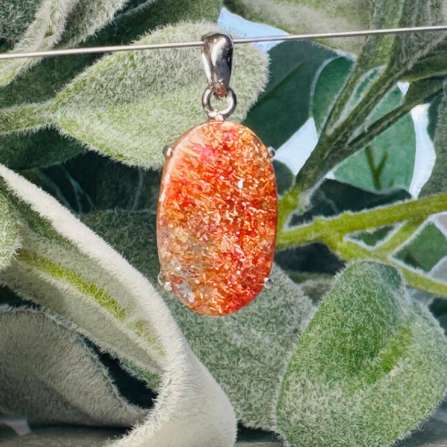 Confetti Golden Sunstone Pendants - Oval Claw Set - Sterling Silver