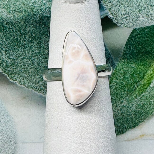 Pink Natrolite Rings - Size 5 Obtuse Teardrop Pear - Bezel Set Sterling Silver (Rhodatrolite Thomsonite Pink Larimar)