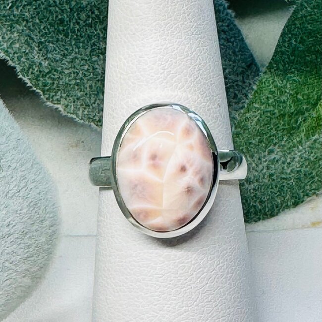 Pink Natrolite Rings - Size 8 Oval Bezel Set - Sterling Silver (Rhodatrolite Thomsonite Pink Larimar)