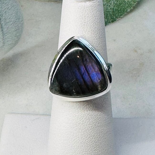 Purple Labradorite Rings - Size 7 Triangle Bezel Set - Sterling Silver