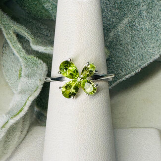 Peridot Rings - Size 9 Butterfly Faceted - Prong Claw Set Sterling Silver