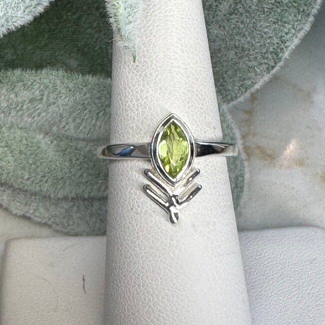 Peridot Rings - Size 5 Faceted Marquise 'Wheat' Bezel Set - Sterling Silver