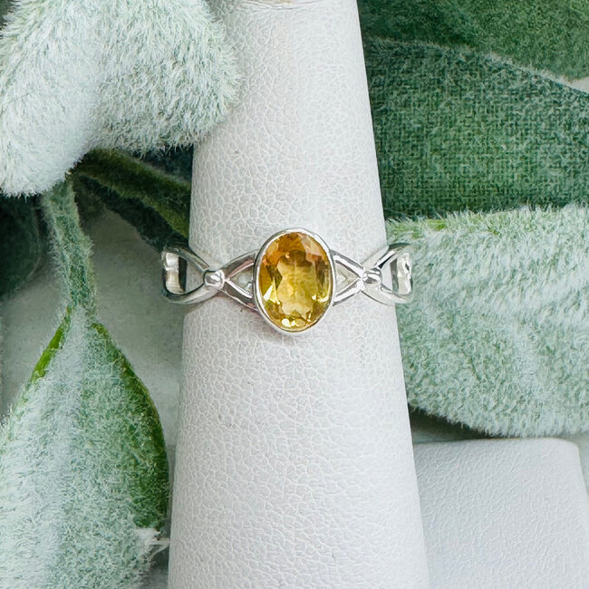 Citrine Rings - Size 7 Oval Faceted Bezel Set - Open Braid Band Sterling Silver