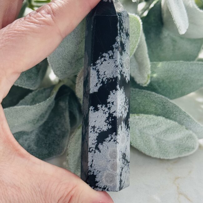 Black Snowflake Obsidian Tower Point Generator - Medium (2-3")