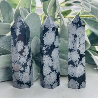 Black Snowflake Obsidian Tower Point Generator - Medium (2-3")