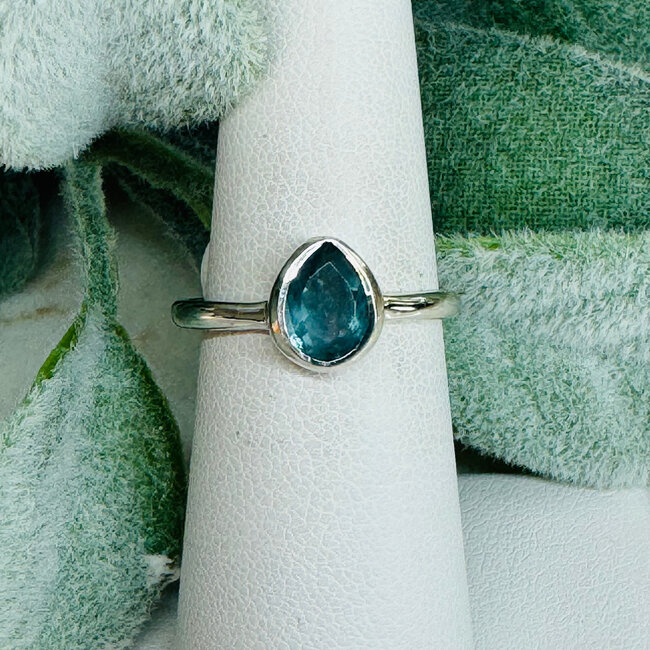 Blue Fluorite Rings - Size 7 Teardrop Pear Faceted Bezel Set - Sterling Silver