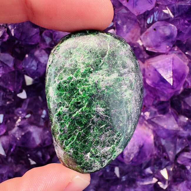 Maw Sit Sit Tumbled Specimen - 415.5 carats