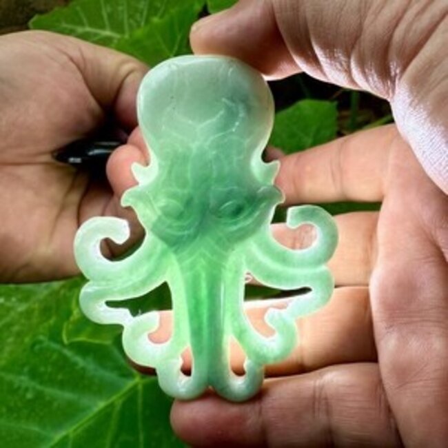 Jadeite Octopus Carving - 259.50 carats