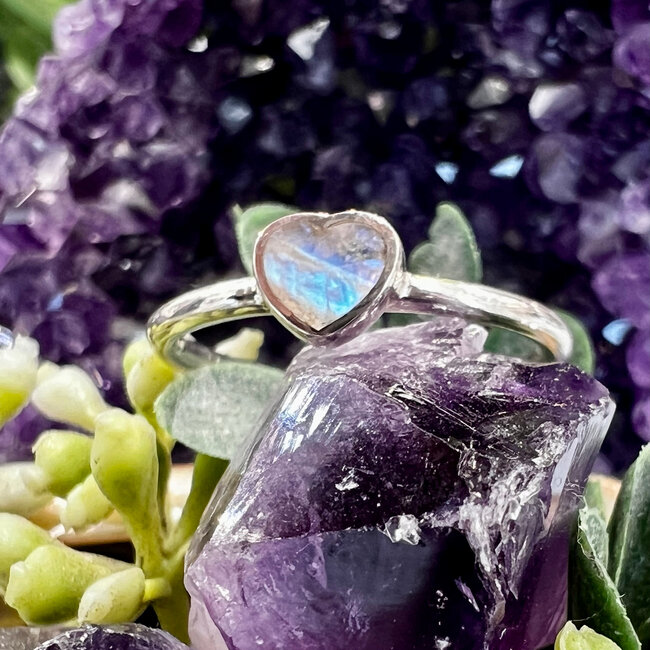 Rainbow Moonstone Ring - Size 6 Heart Small - Sterling Silver
