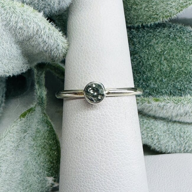 Green Tourmaline Ring - Size 10 Round Circle Faceted Bezel Set - Sterling Silver