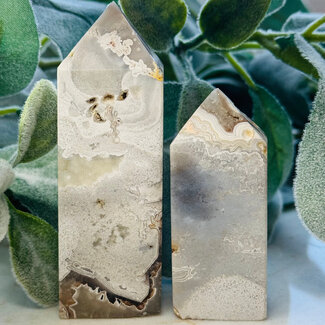 White Crazy Lace Agate Obelisk - Tower Point Generator - Small (1-3") White Crazy Lace Agate Obelisk - Tower Point Generator - Small (1-3")