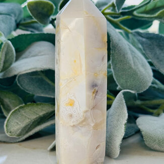 White Crazy Lace Agate Tower Point Generator - Medium (2-4") White Crazy Lace Agate Tower Point Generator - Medium (2-4")