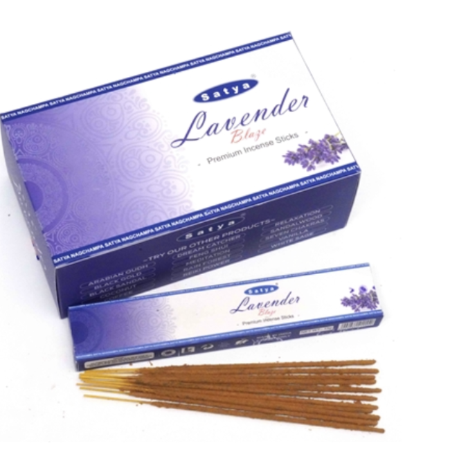 Lavender Blaze Incense -12 Sticks in Box 15g - Satya