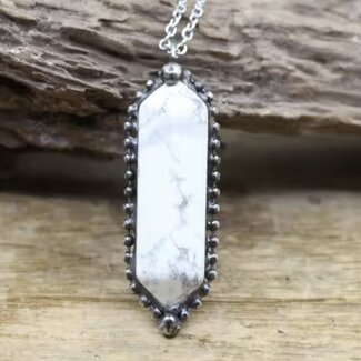 White Howlite (Magnesite) Necklace - Double Point Antique Bezel Set 20" - Bronze Stainless Steel