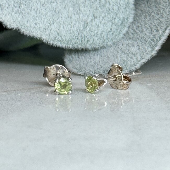 Peridot Earrings - 3mm Faceted Studs Claw Prong Set - Sterling Silver Gemstone Jewelry