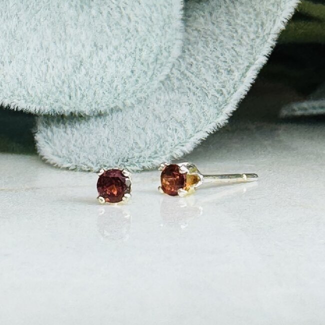 Red Garnet Earrings-3mm Faceted Studs - Prong Claw Set Sterling Silver Gemstone Jewelry