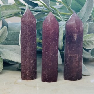 Strawberry Quartz (Red Guava) Tower Point Generator - Medium (3-4")