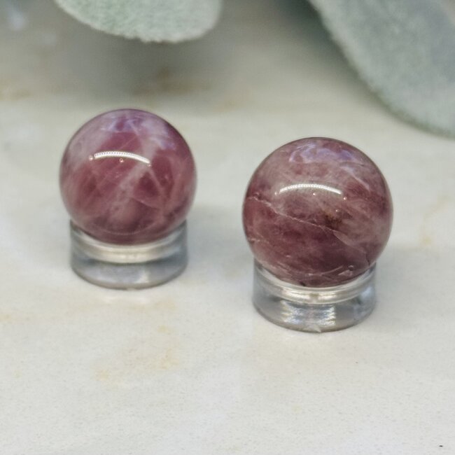Purple Lavender Rose Quartz Sphere Orb - 10-20mm