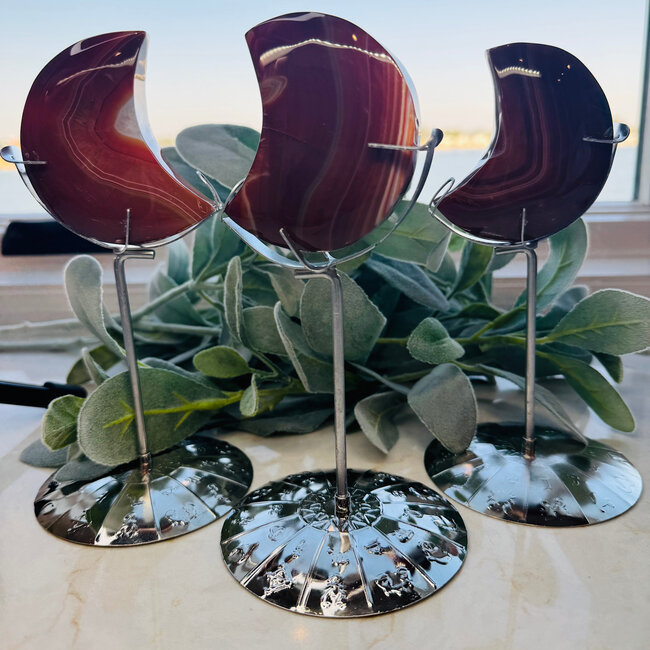 Carnelian Crescent Moon on Silver Stand Pin - 7-8"