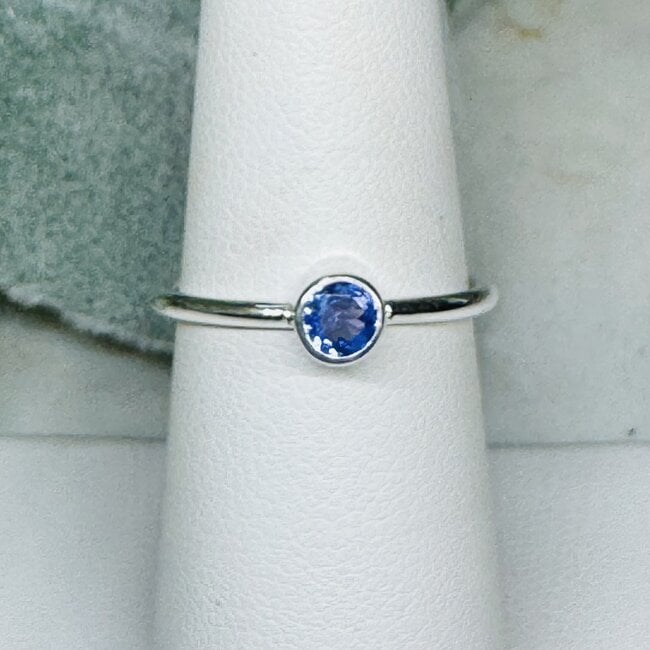 Tanzanite Rings - Size 6 Round Faceted Bezel Set - Sterling Silver