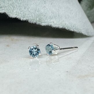 Blue Topaz (Swiss) Earrings - 3mm Round Faceted Studs - Claw Prong Set Sterling Silver