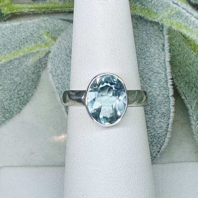 Blue Topaz Rings - Size 6 Bezel Faceted Oval - Sterling Silver