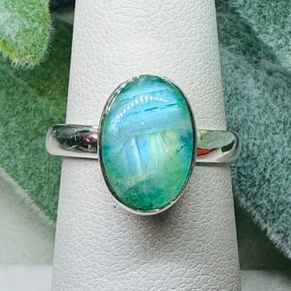 Green Rainbow Moonstone (Garnierite) Ring - Size 8 Oval Sterling Silver
