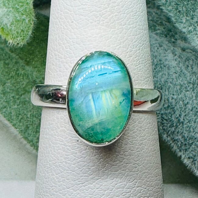 Green Rainbow Moonstone (Garnierite) Ring - Size 8 Oval Sterling Silver