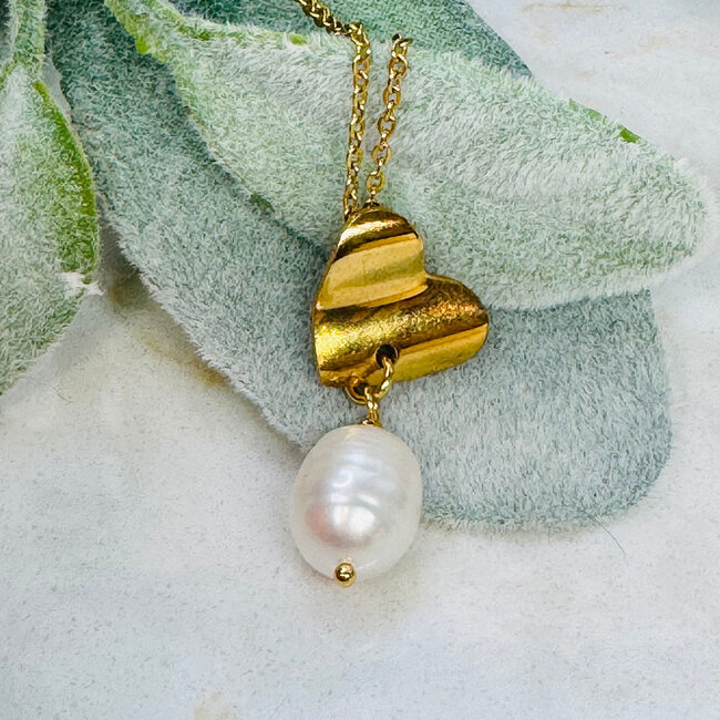 Pearl Necklace - Gold Heart Pearl Drop - Gold Plated