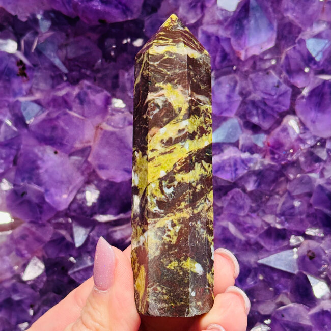 Camouflage Green Jasper Tower Point Generator - Medium (3-4")