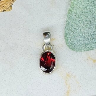 Red Garnet Pendants - Oval Faceted Bezsel Set - Sterling Silver