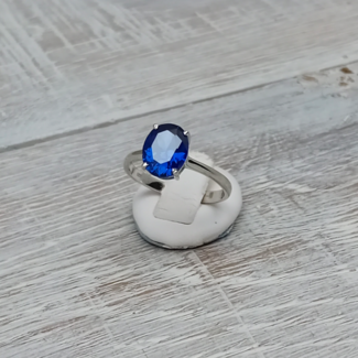 Tanzanite (Lab Grown) Rings - Size 6.5 Oval Faceted Claw Prong Set - Sterling Silver