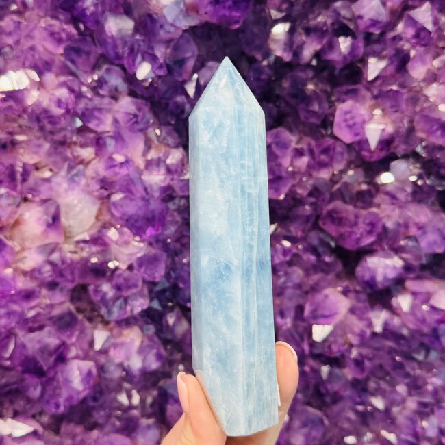 Aquamarine Tower Point Generator (AAA Grade) - Large 5"+