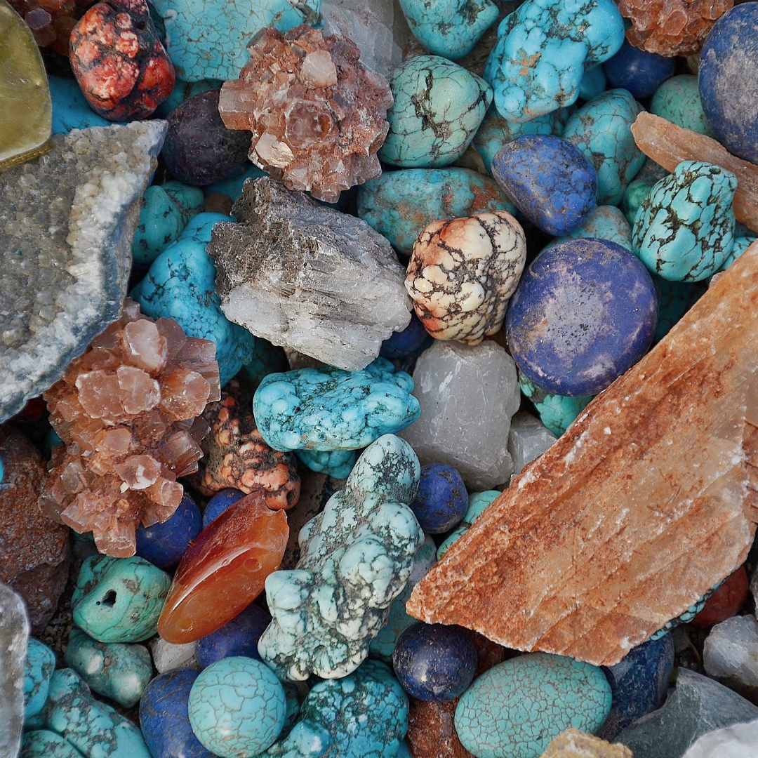 Semi-Tumbled / Polished Rough Stones